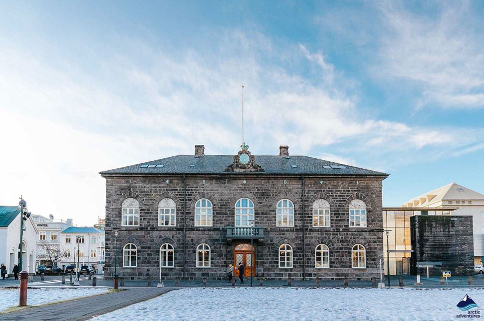 Stjórnarmeirihlutinn má gjarnan svitna út af bókun 35